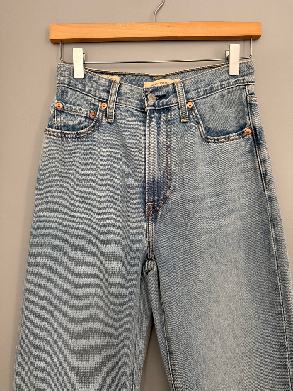 Levi’s Size 25 Ribcage Wide Leg Jeans - Picture 5 of 16